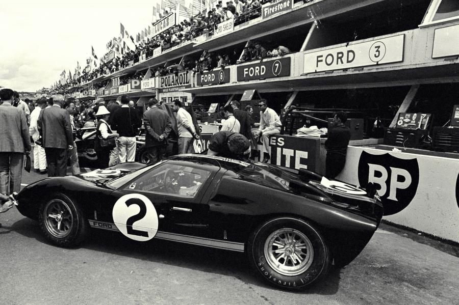 Ford GT40 (Mk II) 1965 года  (фото 27 из 118)
